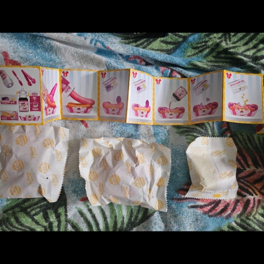 Mini Brands Create Disney Snacks-hot dog